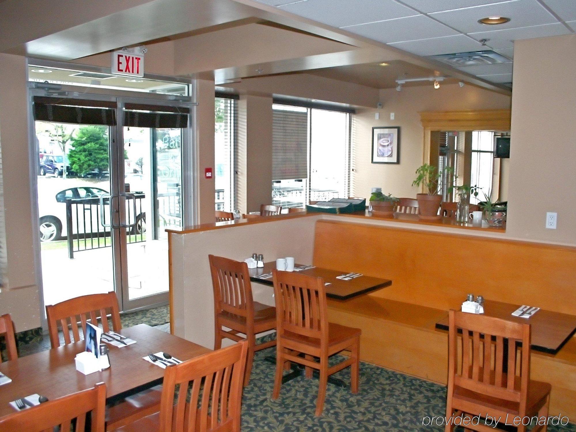 Best Western Plus Uptown Hotel Vancouver Exterior photo